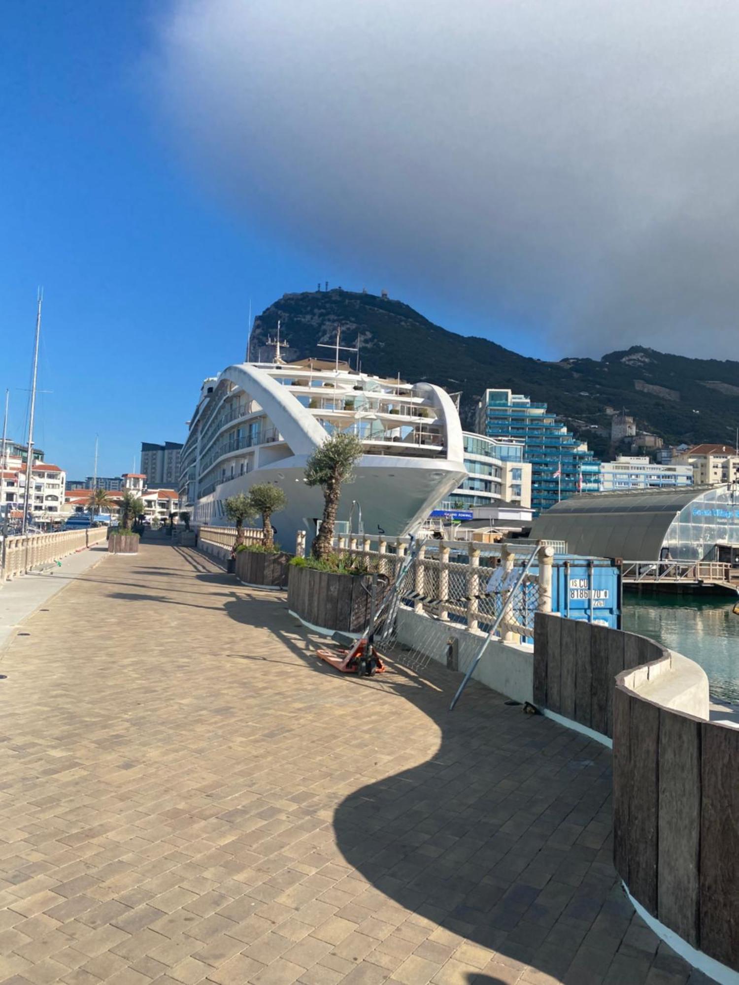 Marina Club Luxury Private Studio With Pool And Incredible Views Gibraltar Exterior photo