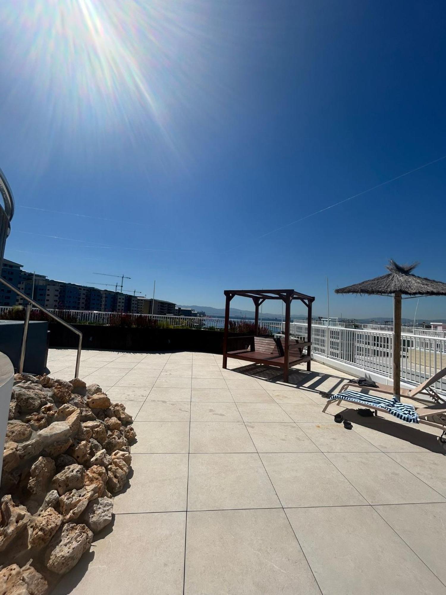 Marina Club Luxury Private Studio With Pool And Incredible Views Gibraltar Exterior photo