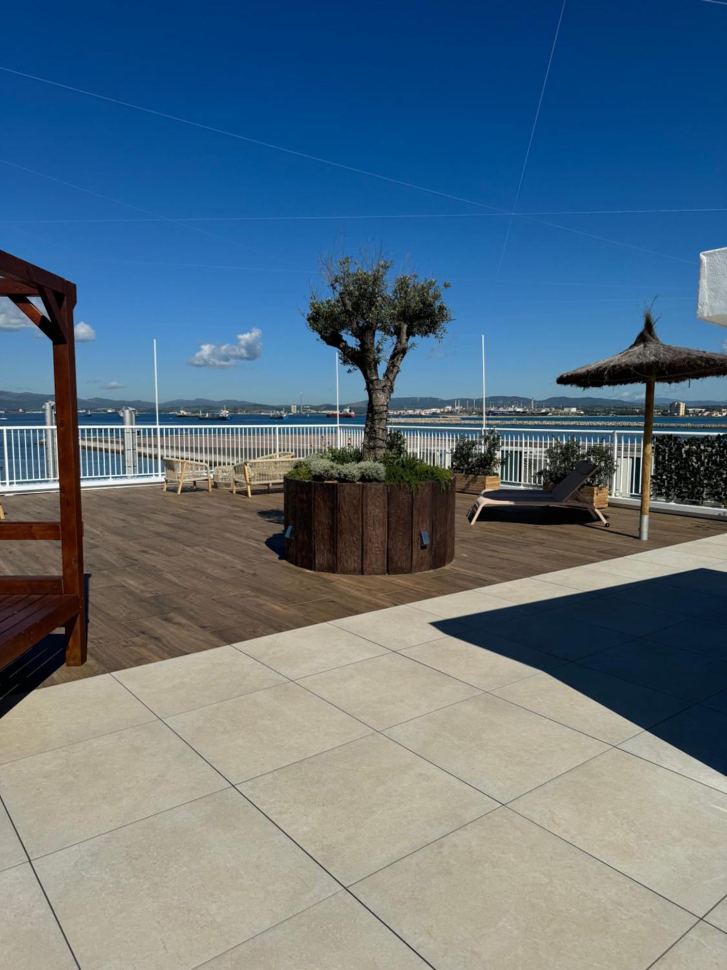 Marina Club Luxury Private Studio With Pool And Incredible Views Gibraltar Exterior photo