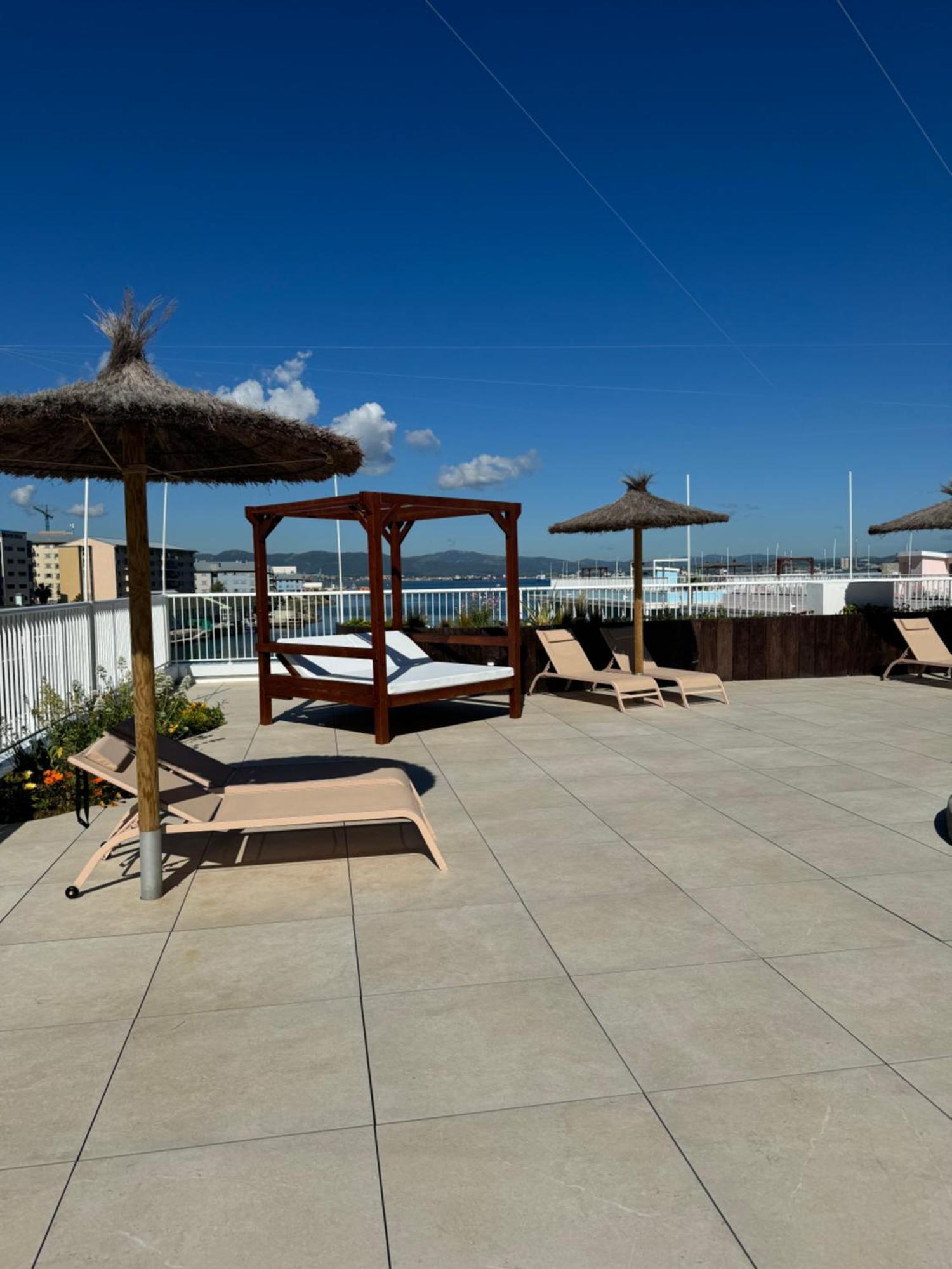 Marina Club Luxury Private Studio With Pool And Incredible Views Gibraltar Exterior photo
